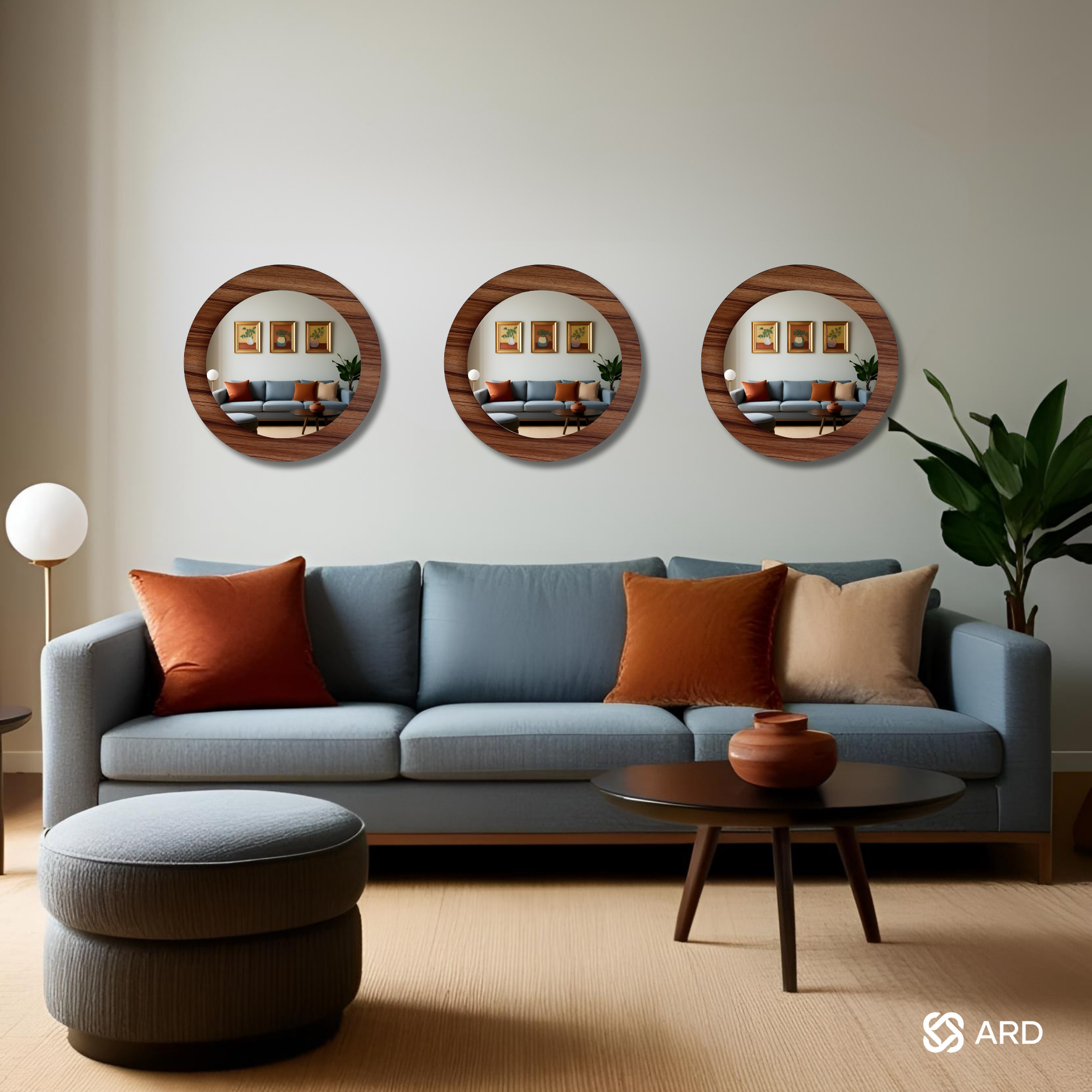 Set de 3 espejos decorativos de pared de madera ARD en sala moderna tonos azules